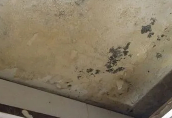 临猗阳台漏水维修公司分享下临猗卫生间渗水维修需要注意哪些问题。